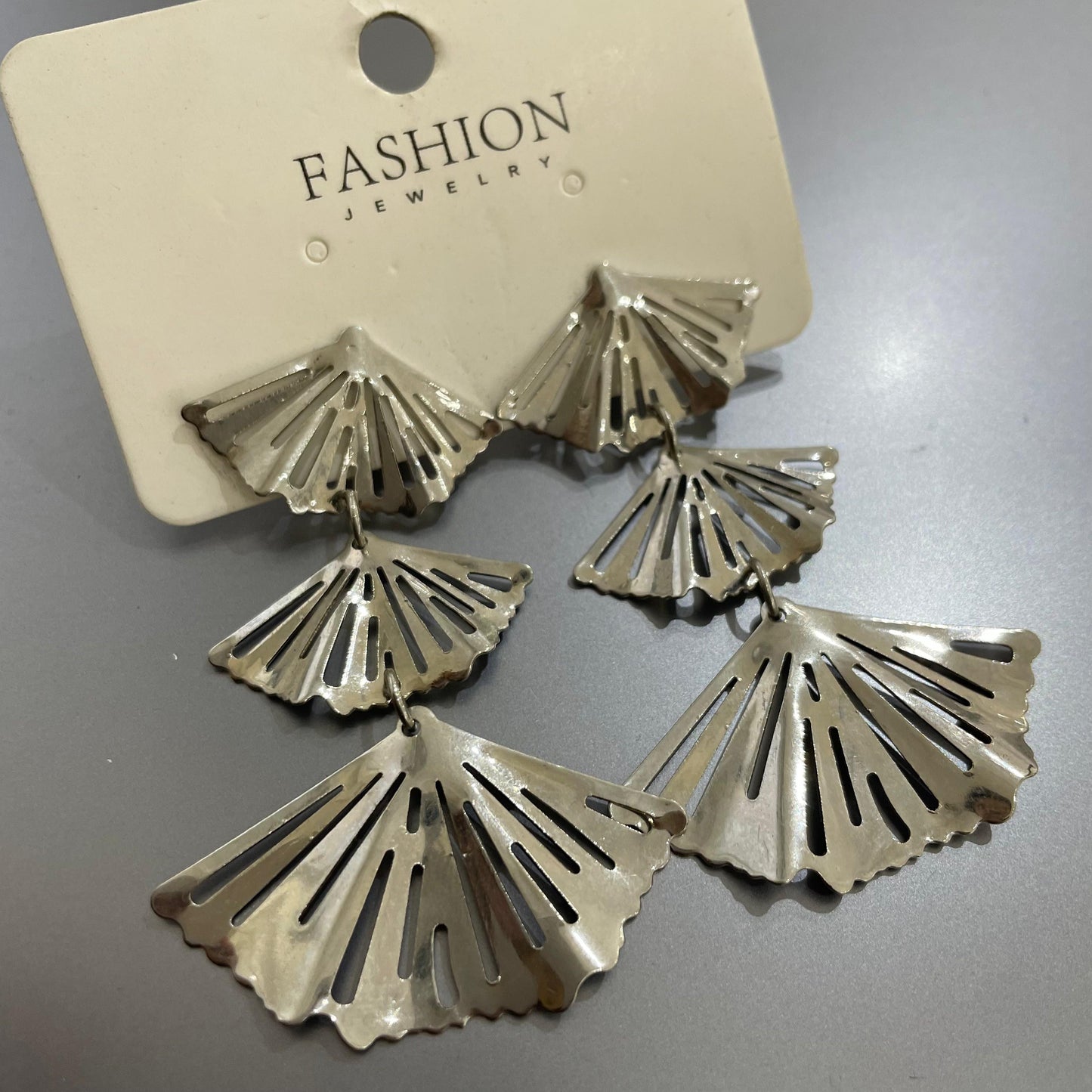 ✨ Aretes Abanico Elegante en Acero Inoxidable ✨