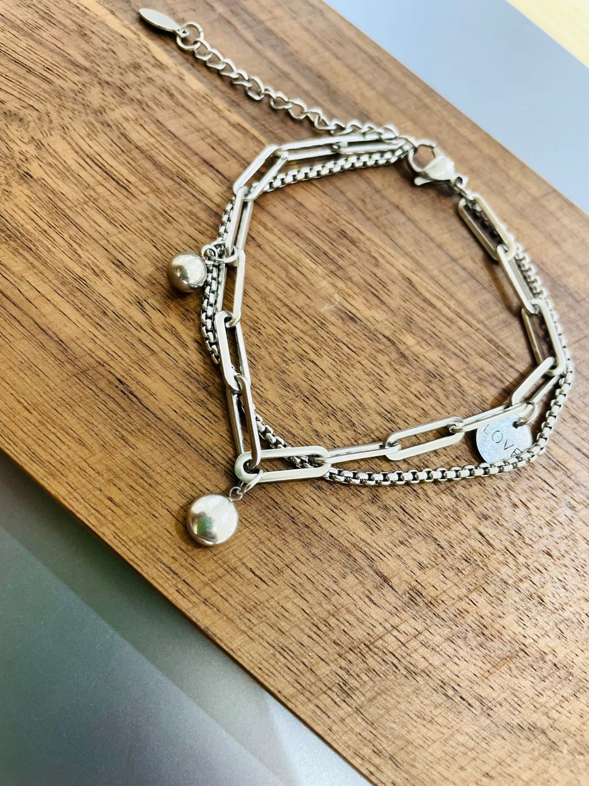 PULSERA DE BOLA PLATEADA💕❤️