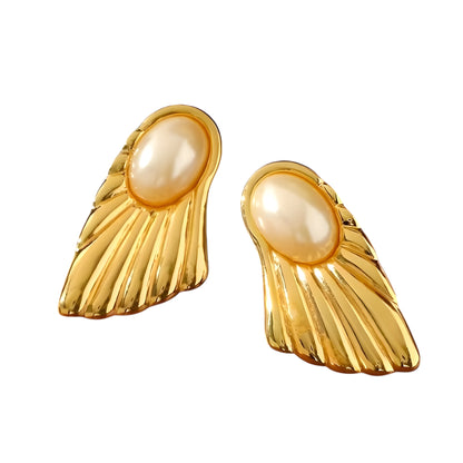 GOLDEN FIN EARRING