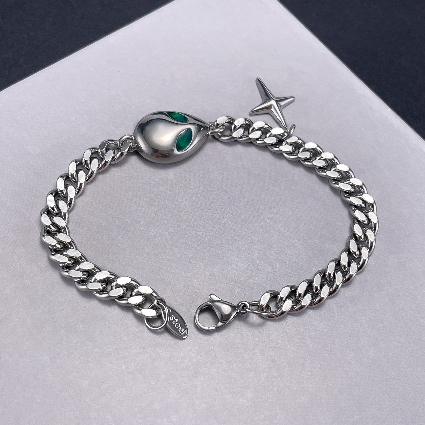PULSERA DE ALIENS 👽☠️