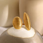 ✨ Anillo Dorado Texturizado – Elegancia Que Merecen Tus Dedos✨