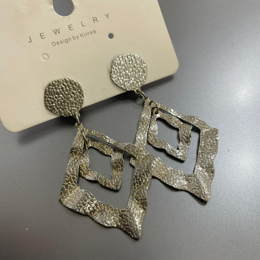 ARETES ELEGANTES ✨🤓