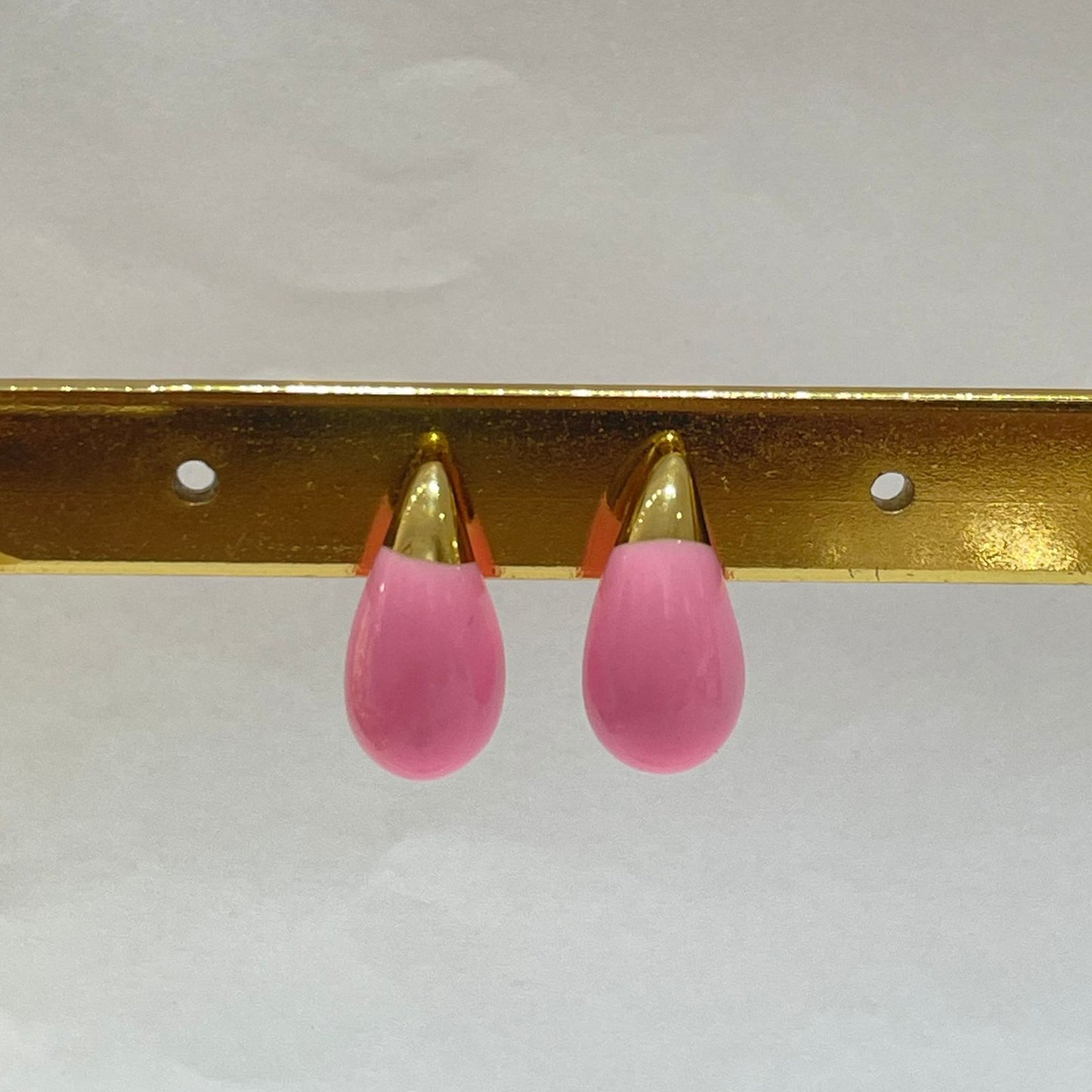 ARETES DE MARMOL
