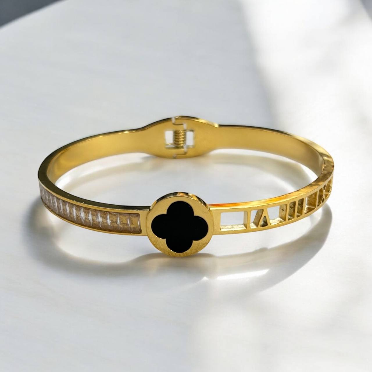 BRAZALETE MODELO LV7